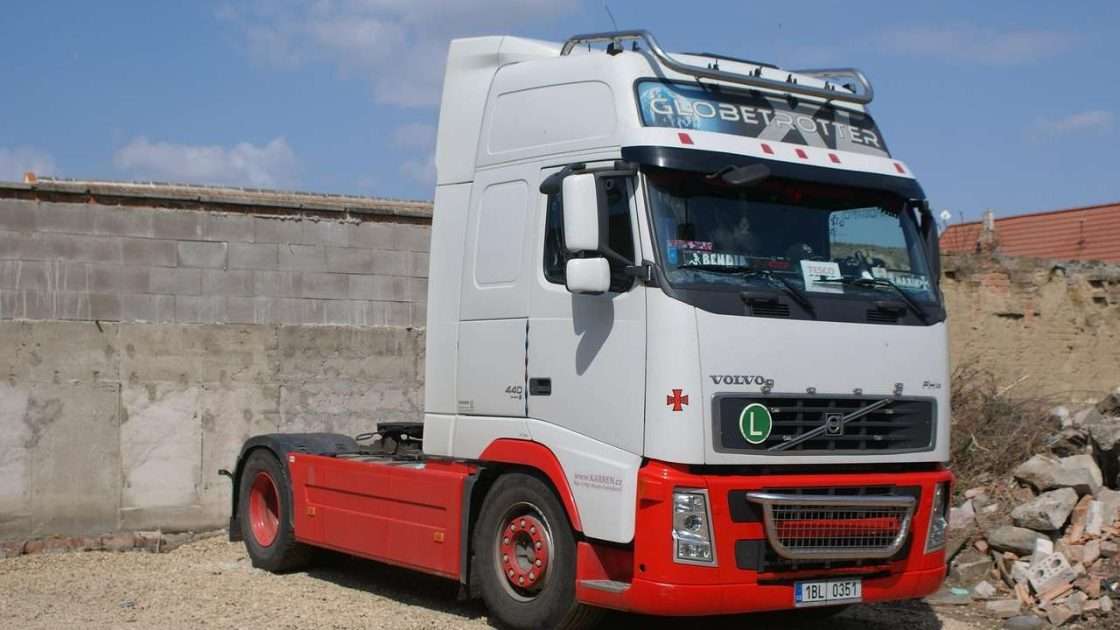 Volvo HGV tractor unit and cargo trailer, funded through haulage finance
