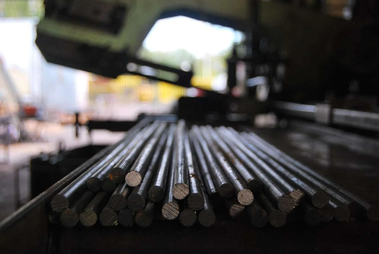 Metal processing equipment in an engineering workshop
