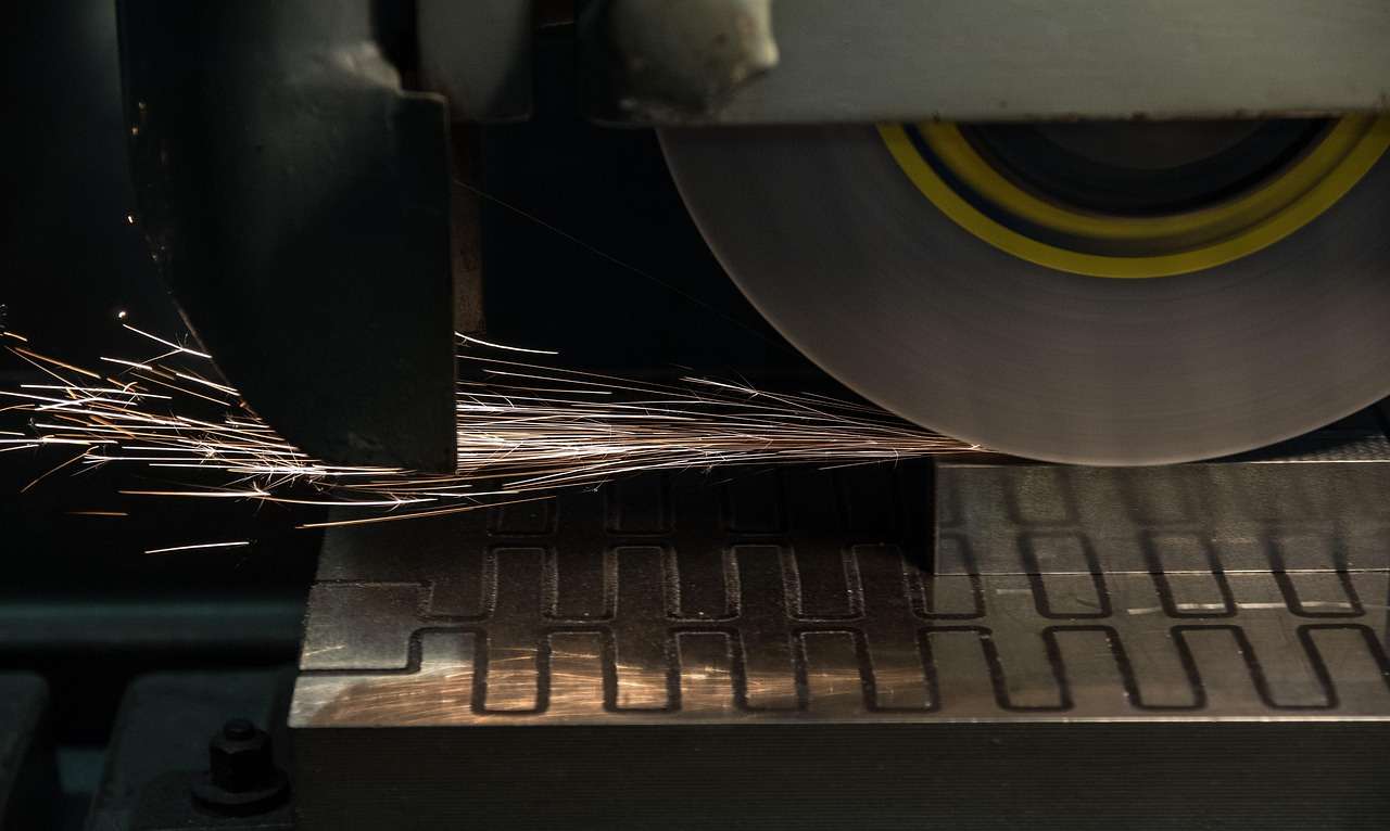 Grinding machine finance for a grinding machine throwing sparks in an engineering workshop